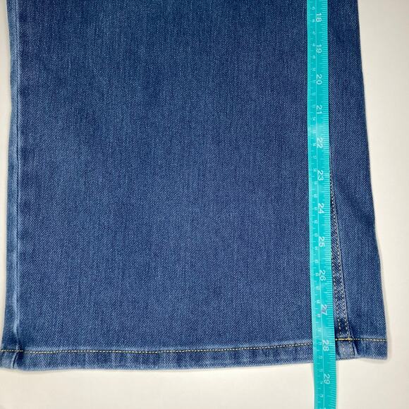 Halara High-Rise Medium Wash Wide Leg Jeans Relaxed Chic Casual Denim - Picture 9 of 9